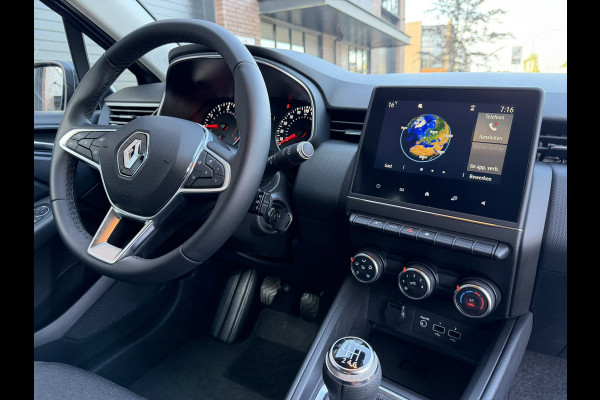 Renault Clio 1.0 TCe Navigatie / Apple CarPlay - Android / 1e Eigenaar / ALL-Season banden / Cruise Control / PDC met optische w