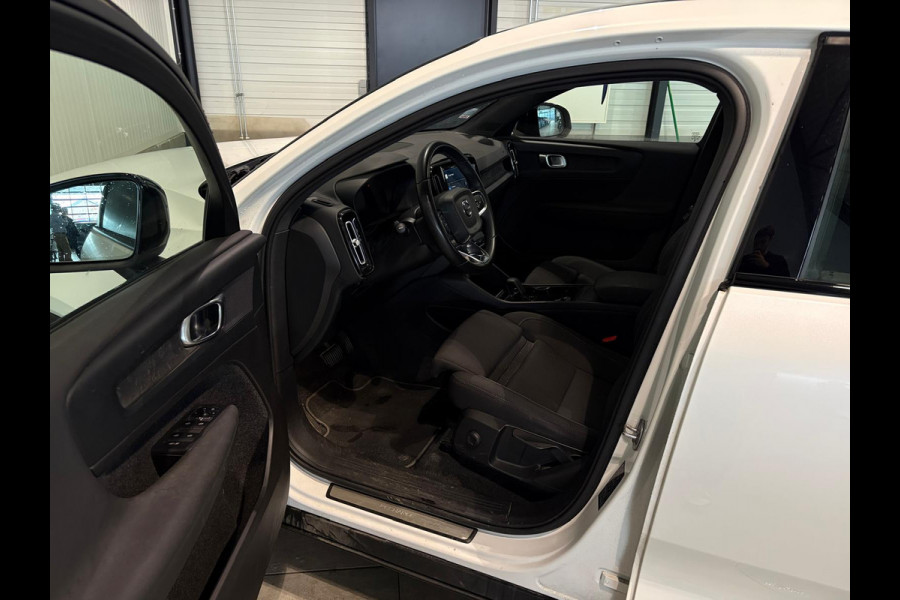 Volvo C40 Aut. Single Motor Extened Range 82 kWh Parkeercamera 252pk