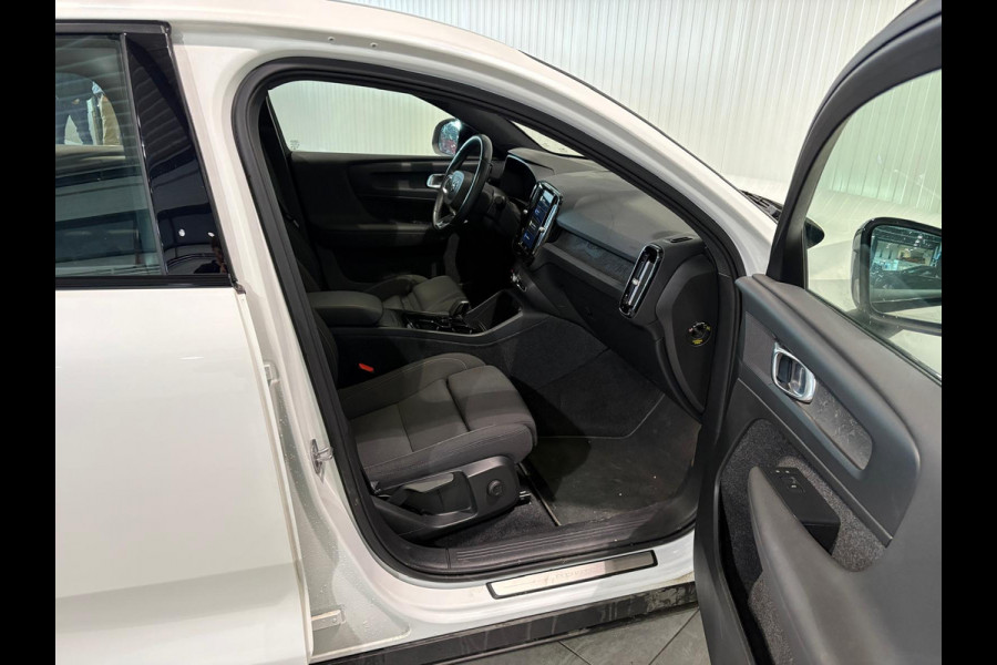 Volvo C40 Aut. Single Motor Extened Range 82 kWh Parkeercamera 252pk