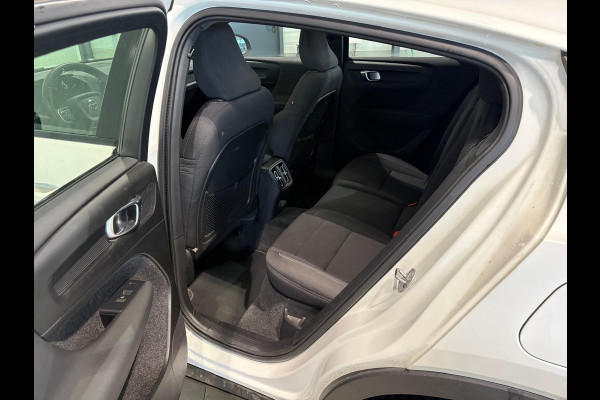 Volvo C40 Aut. Single Motor Extened Range 82 kWh Parkeercamera 252pk