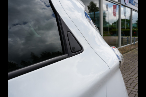 Renault ZOE R135 Intens 52 kWh | Eigen accu | Warmtepomp | Achteruitrijcamera |