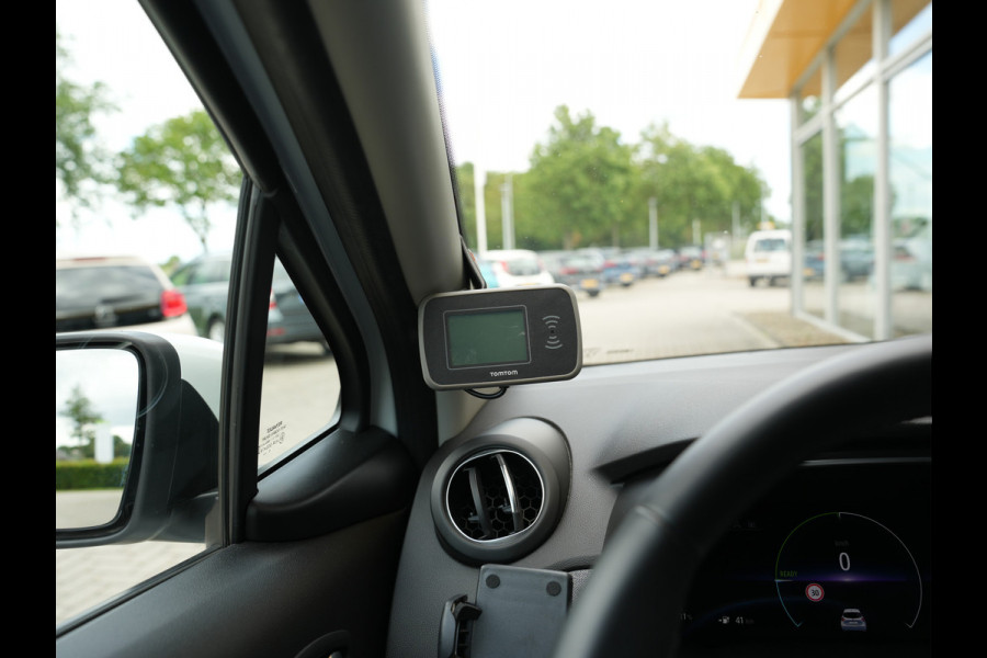 Renault ZOE R135 Intens 52 kWh | Eigen accu | Warmtepomp | Achteruitrijcamera |