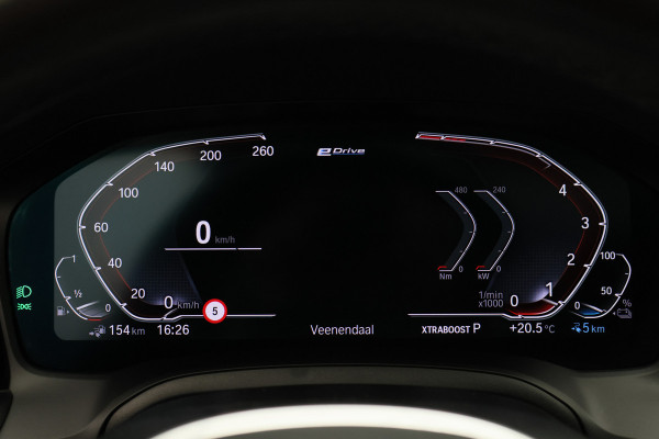 BMW 3 Serie Touring 330e Business Edition Plus M-sport Panoramadak, M-Sportstoelen, Carbon, Camera, Elektr. Trekhaak, 19''