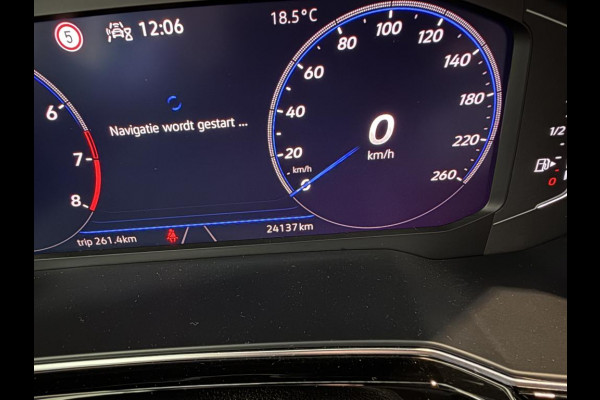 Volkswagen Taigo 1.0 TSI 110pk DSG R-Line | Pano