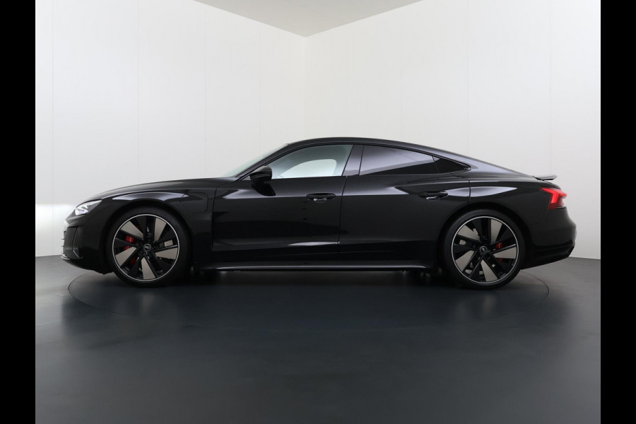 Audi e-tron GT RS 93 kWh VAN: 74.900,- VOOR: 69.877,- UW WKVOORDEEL: 5.023,- | SOH 100%!!!!| PANO | 21 INCH | STOELVENTILATIE & MASSAGE | BANG & OLUFSEN | 360 CAMERA | ADAPTIVE AIR SUSPENSION | LASER  MATRIX LED KOPLAMPEN | VIERWIELBESTURING | HEAD-UP DISPLAY | ADAPTIEVE CRUISE | RIJKLAAR MET 12 MND BOVAG GARANTIE