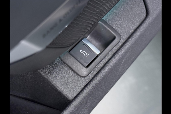 Audi e-tron GT RS 93 kWh VAN: 74.900,- VOOR: 69.877,- UW WKVOORDEEL: 5.023,- | SOH 100%!!!!| PANO | 21 INCH | STOELVENTILATIE & MASSAGE | BANG & OLUFSEN | 360 CAMERA | ADAPTIVE AIR SUSPENSION | LASER  MATRIX LED KOPLAMPEN | VIERWIELBESTURING | HEAD-UP DISPLAY | ADAPTIEVE CRUISE | RIJKLAAR MET 12 MND BOVAG GARANTIE