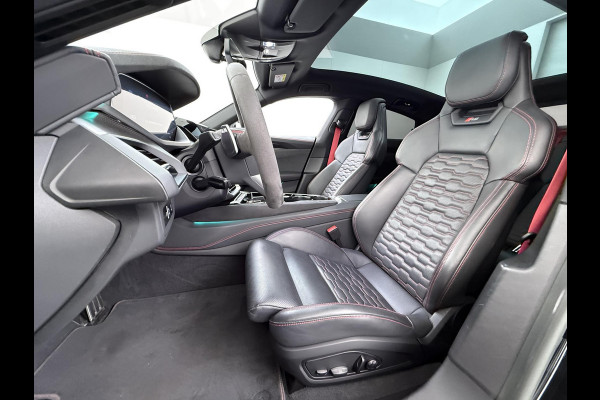 Audi e-tron GT RS 93 kWh VAN: 74.900,- VOOR: 69.877,- UW WKVOORDEEL: 5.023,- | SOH 100%!!!!| PANO | 21 INCH | STOELVENTILATIE & MASSAGE | BANG & OLUFSEN | 360 CAMERA | ADAPTIVE AIR SUSPENSION | LASER  MATRIX LED KOPLAMPEN | VIERWIELBESTURING | HEAD-UP DISPLAY | ADAPTIEVE CRUISE | RIJKLAAR MET 12 MND BOVAG GARANTIE
