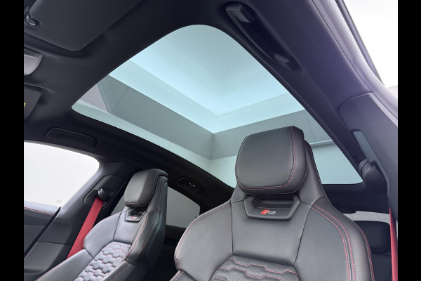 Audi e-tron GT RS 93 kWh VAN: 74.900,- VOOR: 69.877,- UW WKVOORDEEL: 5.023,- | SOH 100%!!!!| PANO | 21 INCH | STOELVENTILATIE & MASSAGE | BANG & OLUFSEN | 360 CAMERA | ADAPTIVE AIR SUSPENSION | LASER  MATRIX LED KOPLAMPEN | VIERWIELBESTURING | HEAD-UP DISPLAY | ADAPTIEVE CRUISE | RIJKLAAR MET 12 MND BOVAG GARANTIE