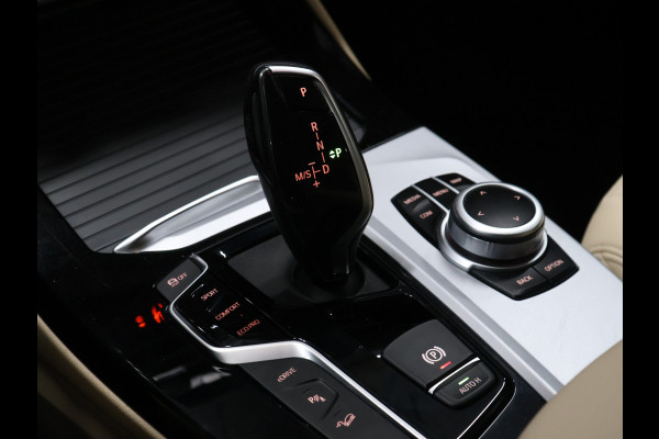 BMW X3 xDrive30e High Executive [APPLE CARPLAY, HEAD-UP, STOELVERWARMING, VOL LEDER, ADAPTIVE LED, PDC V+A, CRUISE CONTROL, ELEKTRISCHE ACHTERKLEP, CLIMATE CONTROL, NIEUWSTAAT]