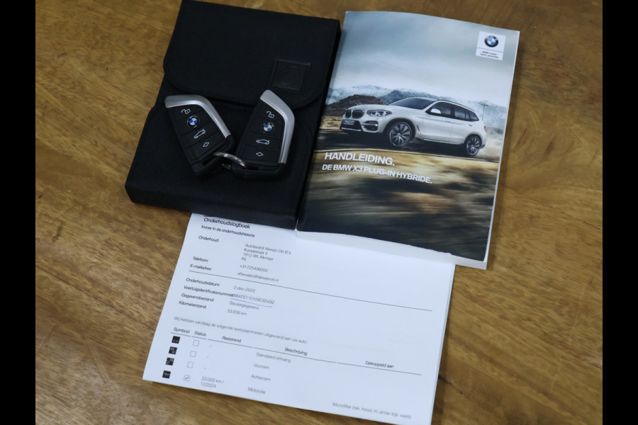 BMW X3 xDrive30e High Executive [APPLE CARPLAY, HEAD-UP, STOELVERWARMING, VOL LEDER, ADAPTIVE LED, PDC V+A, CRUISE CONTROL, ELEKTRISCHE ACHTERKLEP, CLIMATE CONTROL, NIEUWSTAAT]