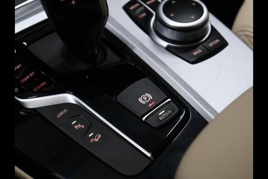 BMW X3 xDrive30e High Executive [APPLE CARPLAY, HEAD-UP, STOELVERWARMING, VOL LEDER, ADAPTIVE LED, PDC V+A, CRUISE CONTROL, ELEKTRISCHE ACHTERKLEP, CLIMATE CONTROL, NIEUWSTAAT]