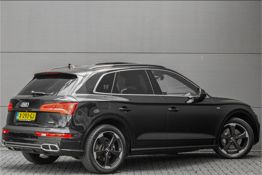 Audi Q5 55 TFSI e Quattro Competition S-Line Pano Luchtvering B&O Trekhaak