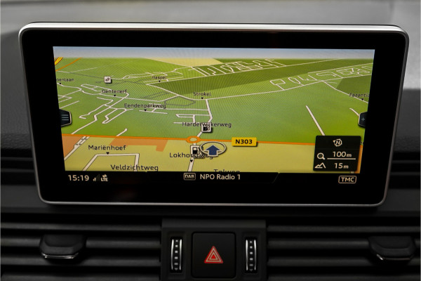 Audi Q5 55 TFSI e Quattro Competition S-Line Pano Luchtvering B&O Trekhaak