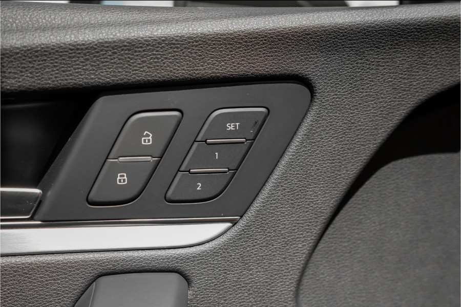 Audi Q5 55 TFSI e Quattro Competition S-Line Pano Luchtvering B&O Trekhaak
