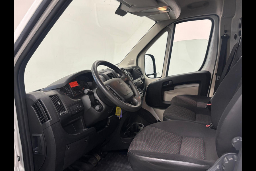 Peugeot Boxer 335 2.0 BlueHDI L2H2 Pro