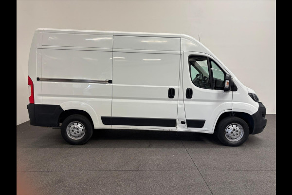 Peugeot Boxer 335 2.0 BlueHDI L2H2 Pro
