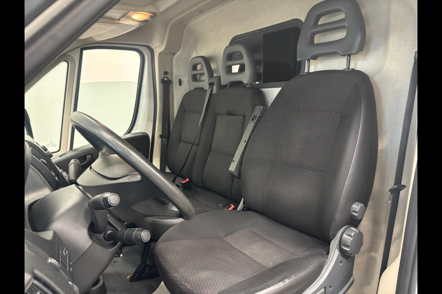 Peugeot Boxer 335 2.0 BlueHDI L2H2 Pro