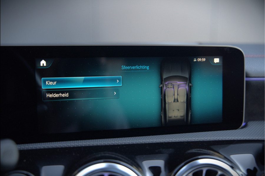Mercedes-Benz CLA-Klasse Shooting Brake 250 e Premium AMG | Stoelverwarming | Camera | Apple Carplay | Keyless | Adaptive Cruise Control | Ambiance Verlichting | LED | Climate Control
