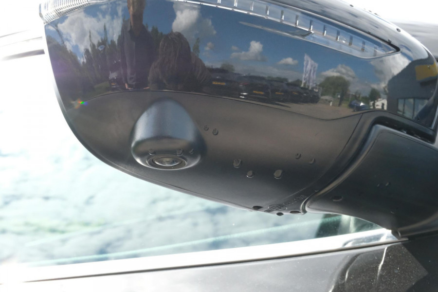 Nissan QASHQAI 1.3 DIG-T Premium Edition 140 PK | Lederen bekleding | Panoramadak | 360 Camera | Stoelverwarming | Navigatie | CarPlay | LMV 19" | LED