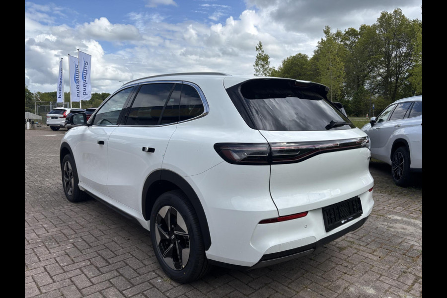 GEELY E5 Pro 60 kWh | Stoelverwarming & verkoeling | Warmtepomp | 360 Camera | Parkeersensoren |