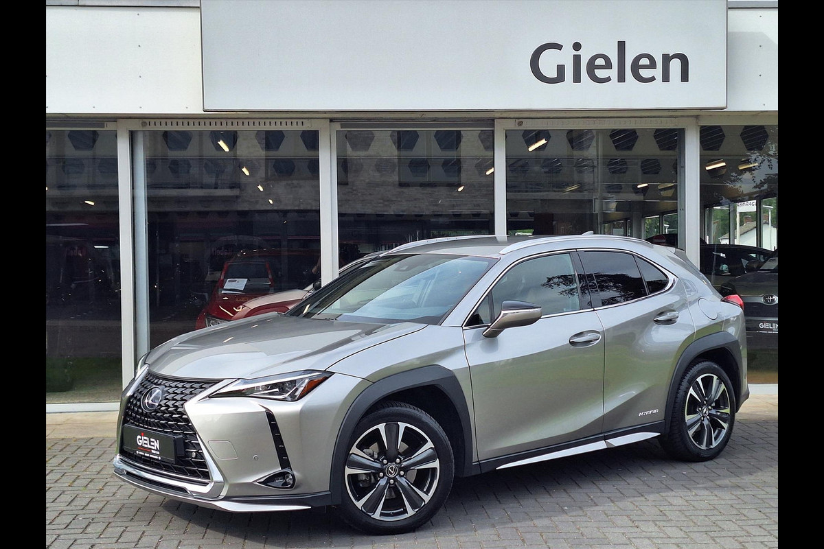 Lexus UX 250h AWD Luxury Line | 4X4, Leer, Stoelverwarming, Navigatie, Parkeersensoren, 18 inch, Privacy glass