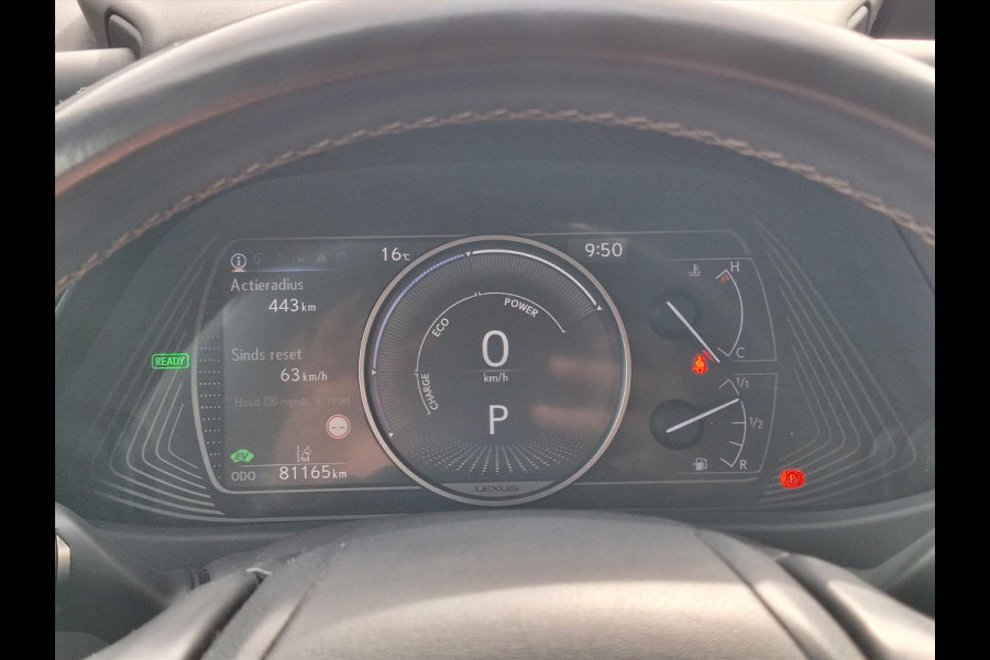 Lexus UX 250h AWD Luxury Line | 4X4, Leer, Stoelverwarming, Navigatie, Parkeersensoren, 18 inch, Privacy glass