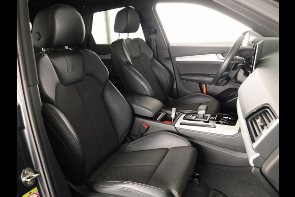 Audi Q5 50 TFSI e S edition 299pk | Panoramdak | 20 Inch Audi Sport velgen | Verwarmbare voorstoelen | Pack Tour | Pack Parking | Matrix Led verlichting