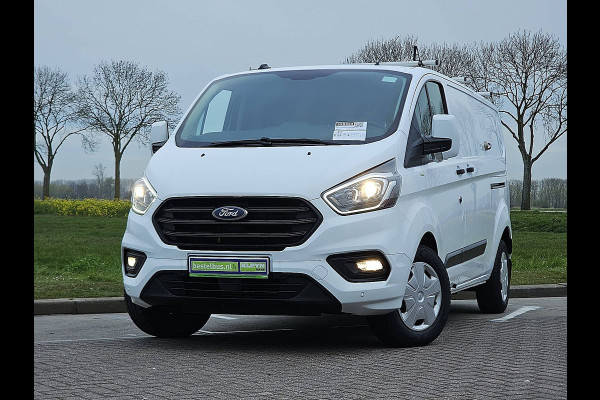 Ford Transit Custom 320 2.0 L2H1 2x schuifdeur, airco, pdc, trekhaak, stoelverwarming
