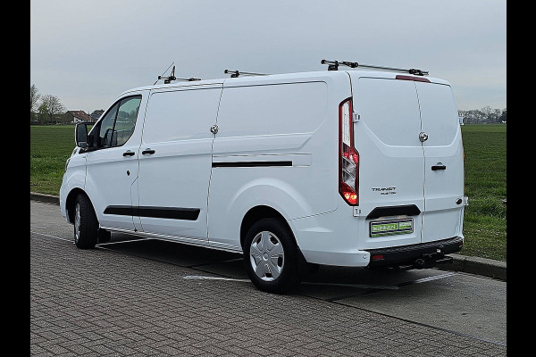 Ford Transit Custom 320 2.0 L2H1 2x schuifdeur, airco, pdc, trekhaak, stoelverwarming