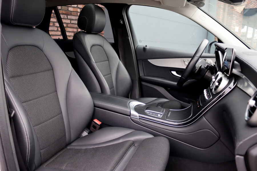 Mercedes-Benz GLC 300e 4MATIC AMG Line Premium+ | SoH 100% | Distronic+ | Panoramadak | Burmester | Memory | Trekhaak | Surround Camera | Multibeam LED | Nightpakket | Augmented Reality |