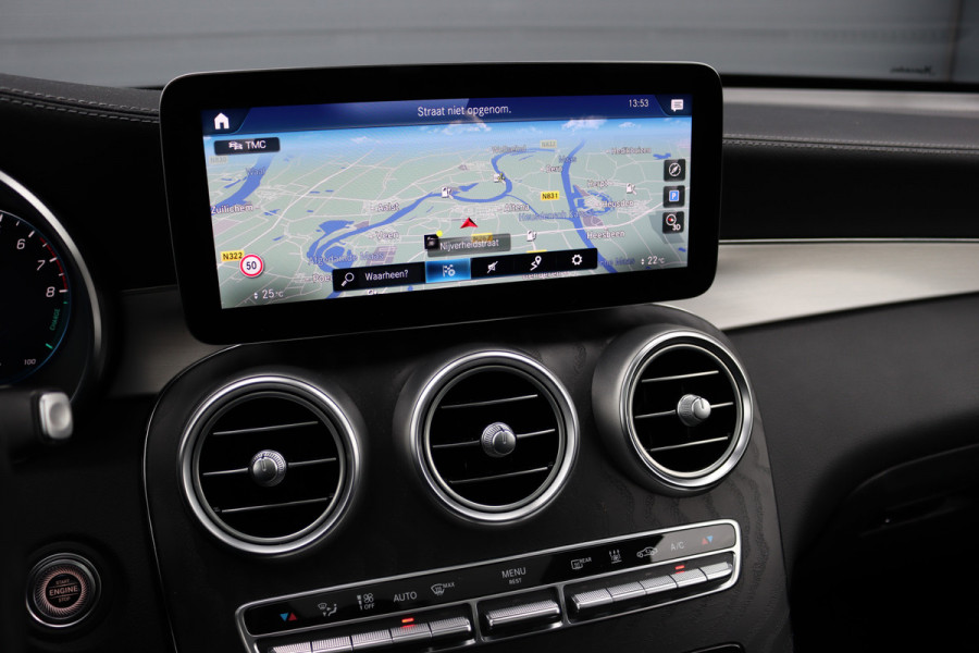 Mercedes-Benz GLC 300e 4MATIC AMG Line Premium+ | SoH 100% | Distronic+ | Panoramadak | Burmester | Memory | Trekhaak | Surround Camera | Multibeam LED | Nightpakket | Augmented Reality |