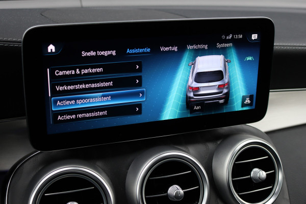 Mercedes-Benz GLC 300e 4MATIC AMG Line Premium+ | SoH 100% | Distronic+ | Panoramadak | Burmester | Memory | Trekhaak | Surround Camera | Multibeam LED | Nightpakket | Augmented Reality |