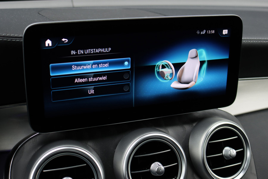 Mercedes-Benz GLC 300e 4MATIC AMG Line Premium+ | SoH 100% | Distronic+ | Panoramadak | Burmester | Memory | Trekhaak | Surround Camera | Multibeam LED | Nightpakket | Augmented Reality |