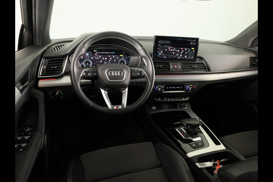 Audi Q5 50 TFSI e S edition 299pk | Panoramdak | 20 Inch Audi Sport velgen | Verwarmbare voorstoelen | Pack Tour | Pack Parking | Matrix Led verlichting