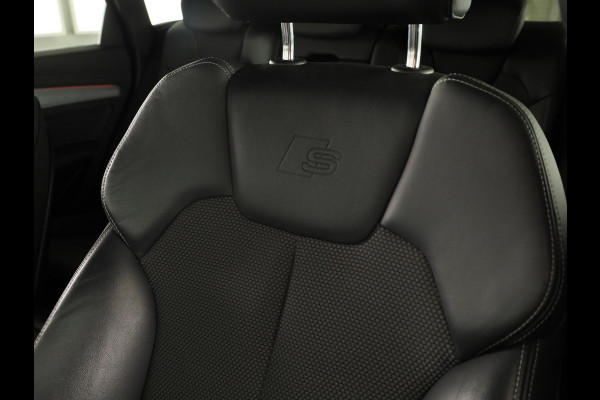 Audi Q5 50 TFSI e S edition 299pk | Panoramdak | 20 Inch Audi Sport velgen | Verwarmbare voorstoelen | Pack Tour | Pack Parking | Matrix Led verlichting