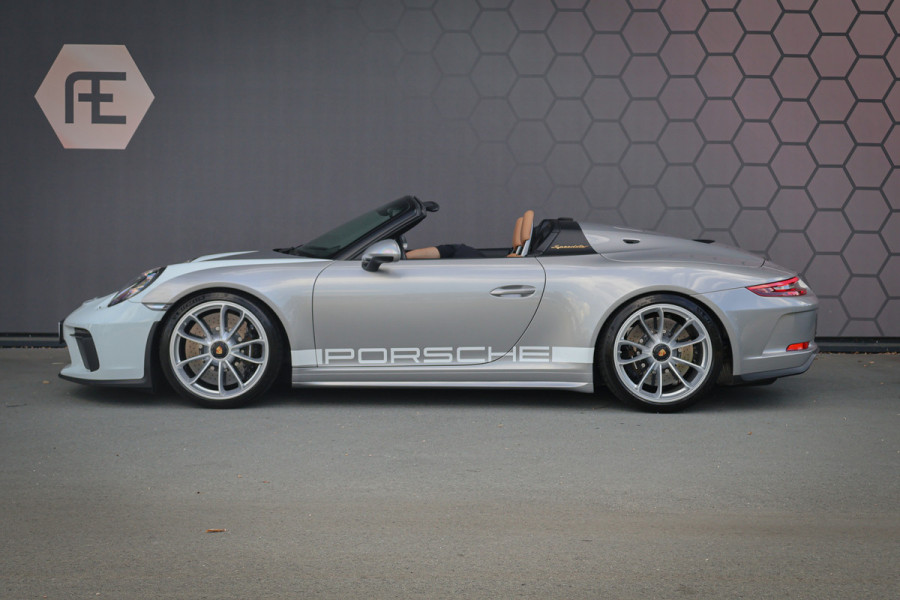 Porsche 911 Speedster 4.0 | BTW-AUTO | HERITAGE PAKKET | LIFTING | KERAMISCH | CAMERA | LEDEREN LUCHTROOSTERS + VOL LEDEREN DEUR & DASHBOARD
