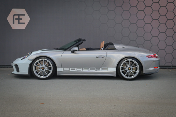 Porsche 911 Speedster 4.0 | BTW-AUTO | HERITAGE PAKKET | LIFTING | KERAMISCH | CAMERA | LEDEREN LUCHTROOSTERS + VOL LEDEREN DEUR & DASHBOARD