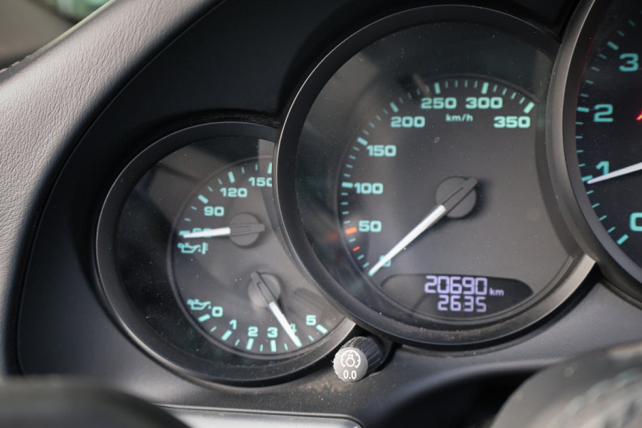Porsche 911 Speedster 4.0 | BTW-AUTO | HERITAGE PAKKET | LIFTING | KERAMISCH | CAMERA | LEDEREN LUCHTROOSTERS + VOL LEDEREN DEUR & DASHBOARD