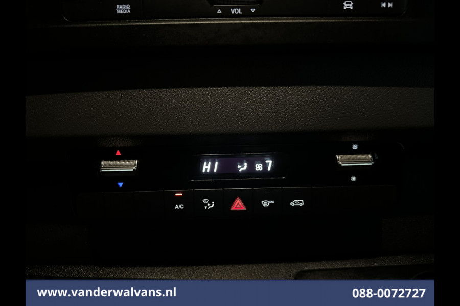 Mercedes-Benz Sprinter 314 CDI Bakwagen 1120kg Laadvermogen Laadklep Zijdeur Euro6 Airco | Camera | Apple Carplay Android Auto