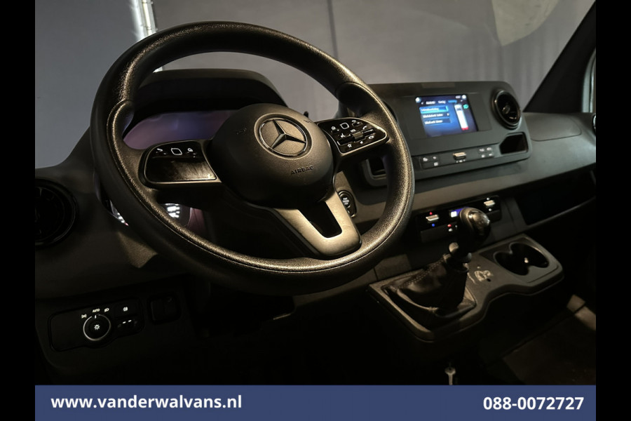 Mercedes-Benz Sprinter 314 CDI Bakwagen 1120kg Laadvermogen Laadklep Zijdeur Euro6 Airco | Camera | Apple Carplay Android Auto