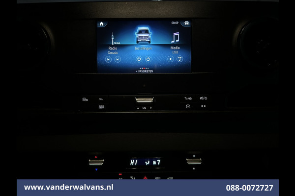 Mercedes-Benz Sprinter 314 CDI Bakwagen 1120kg Laadvermogen Laadklep Zijdeur Euro6 Airco | Camera | Apple Carplay Android Auto
