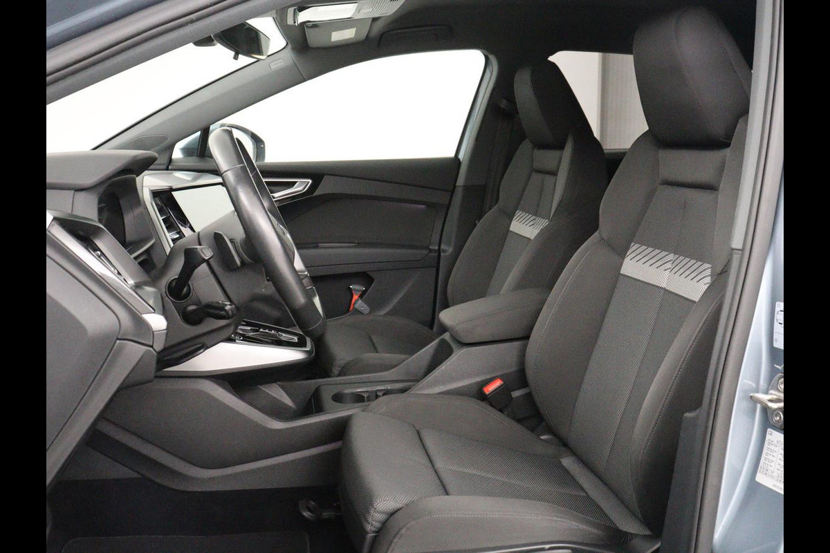 Audi Q4 e-tron 35 Launch edition Advanced 55 kWh | SOH 91% | Carplay | Stoelverwarming| Matrix LED | DAB | Cruise control | Parkeerhulp | Virtual cockpit | Navigatie