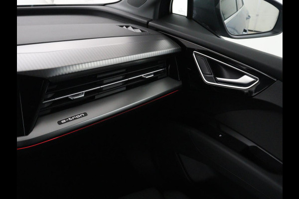 Audi Q4 e-tron 35 Launch edition Advanced 55 kWh | SOH 91% | Carplay | Stoelverwarming| Matrix LED | DAB | Cruise control | Parkeerhulp | Virtual cockpit | Navigatie