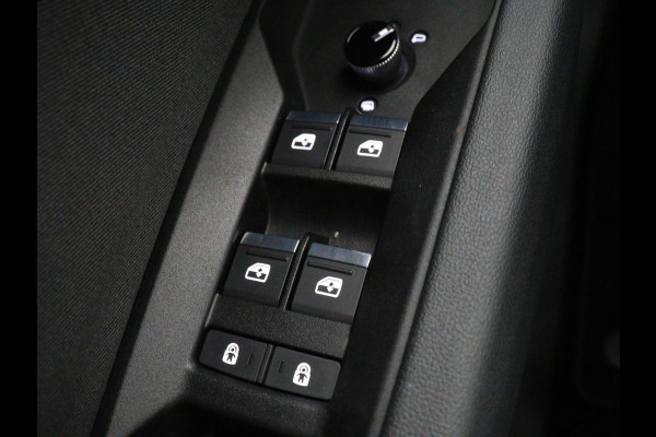 Audi Q4 e-tron 35 Launch edition Advanced 55 kWh | SOH 91% | Carplay | Stoelverwarming| Matrix LED | DAB | Cruise control | Parkeerhulp | Virtual cockpit | Navigatie