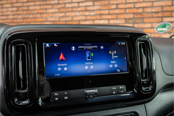 Mercedes-Benz Vito 119 CDI 4-MATIC DC L3 XL | AMG | L+R Schuifdeur | Dubbel cabine | 5-Zitter | Navigatie | CarPlay | Camera | Lederen bekleding |  | 2500 kg trekgewicht | Trekhaak | Multibeam Led | PDC V+A