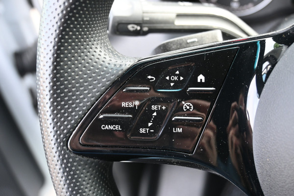 Mercedes-Benz Sprinter 317 CDI L2H2 Pro LED verlichting, Geveerde stoel, Etc.