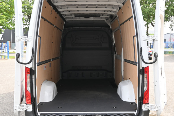 Mercedes-Benz Sprinter 317 CDI L2H2 Pro LED verlichting, Geveerde stoel, Etc.