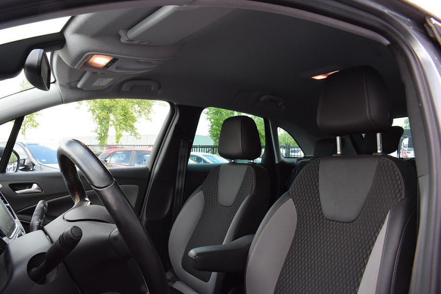 Opel Crossland X 1.2 Turbo Ultimate | Apple Carplay | HUD | Keyless | Stoelverwarming