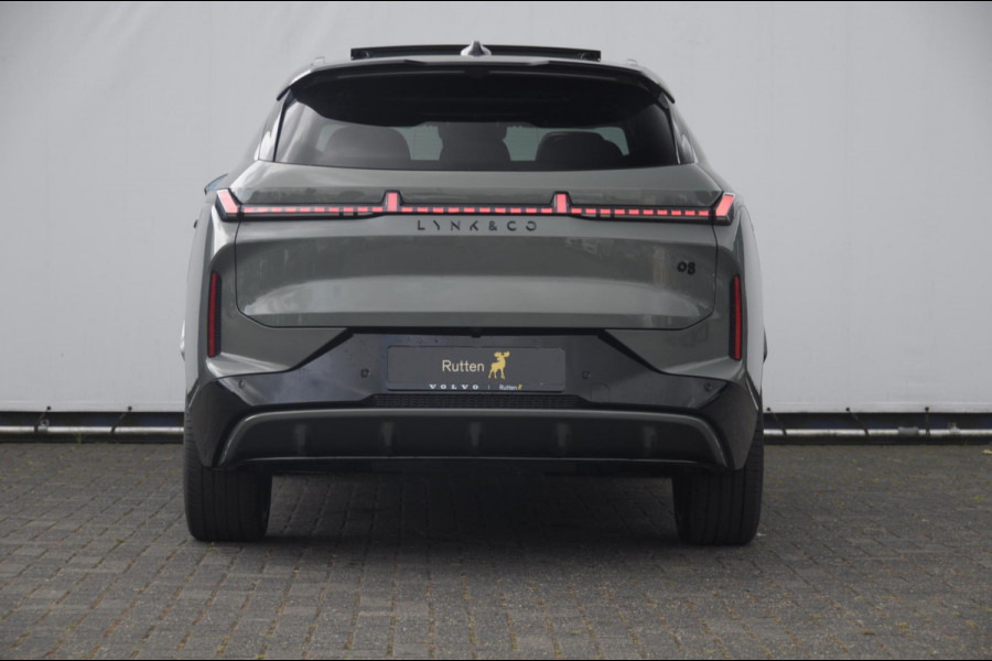 Lynk & Co 08 350PK Automaat More / Stoelventilatie / Massage / Adaptieve cruise control / Panoramadak / Stoelverwarming / Harman Kardon audio / Apple carplay / Parkeersensoren met 360 camera / Elektrische stoelen / BLIS