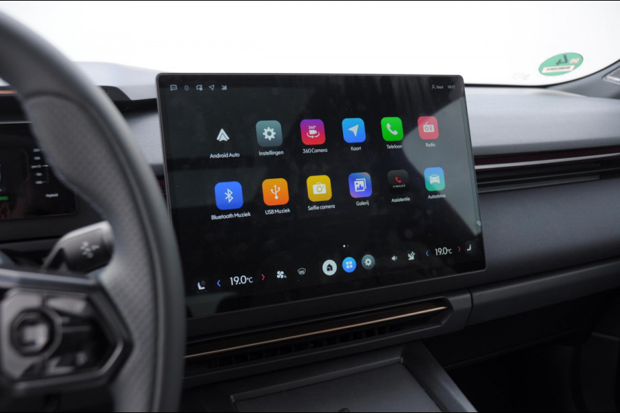 Lynk & Co 08 350PK Automaat More / Stoelventilatie / Massage / Adaptieve cruise control / Panoramadak / Stoelverwarming / Harman Kardon audio / Apple carplay / Parkeersensoren met 360 camera / Elektrische stoelen / BLIS